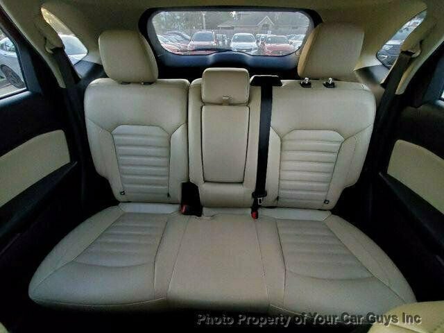 Used 2016 Ford Edge SEL w/ Equipment Group 201A FWD image 30