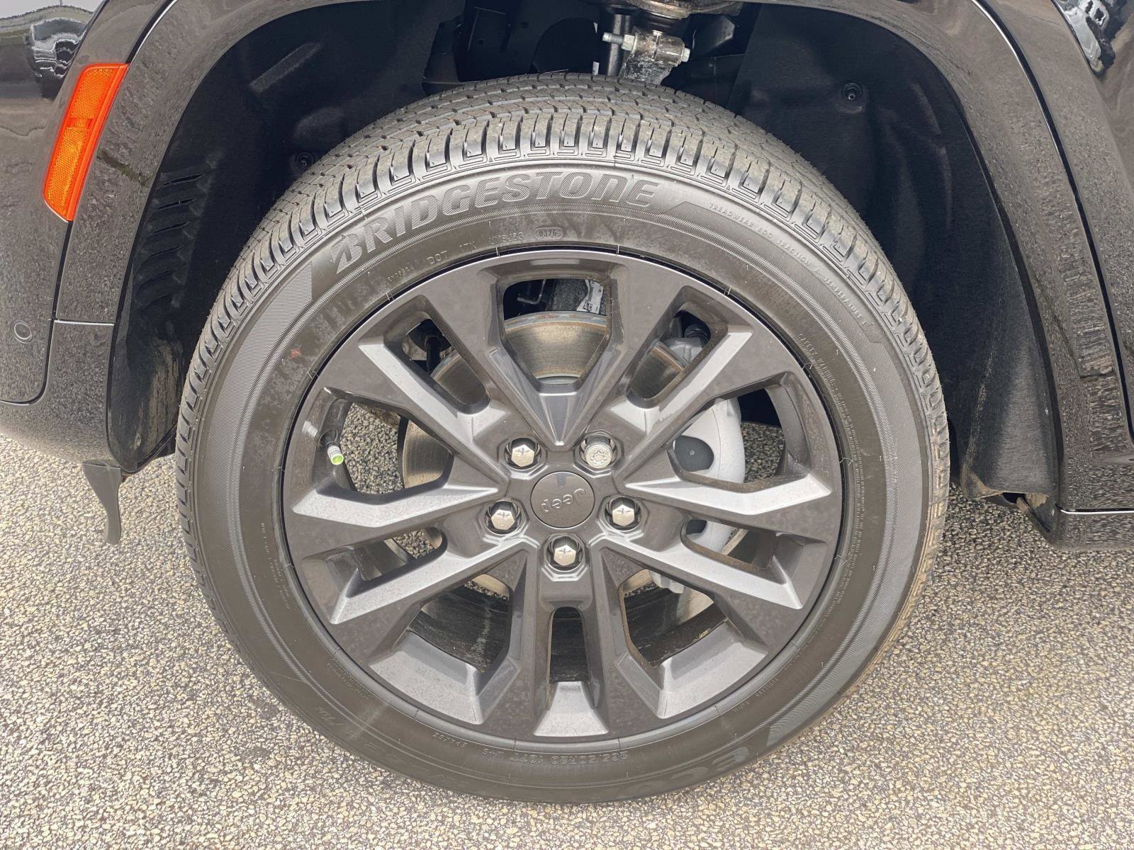 New 2026 Jeep Grand Cherokee Limited Reserve image 7