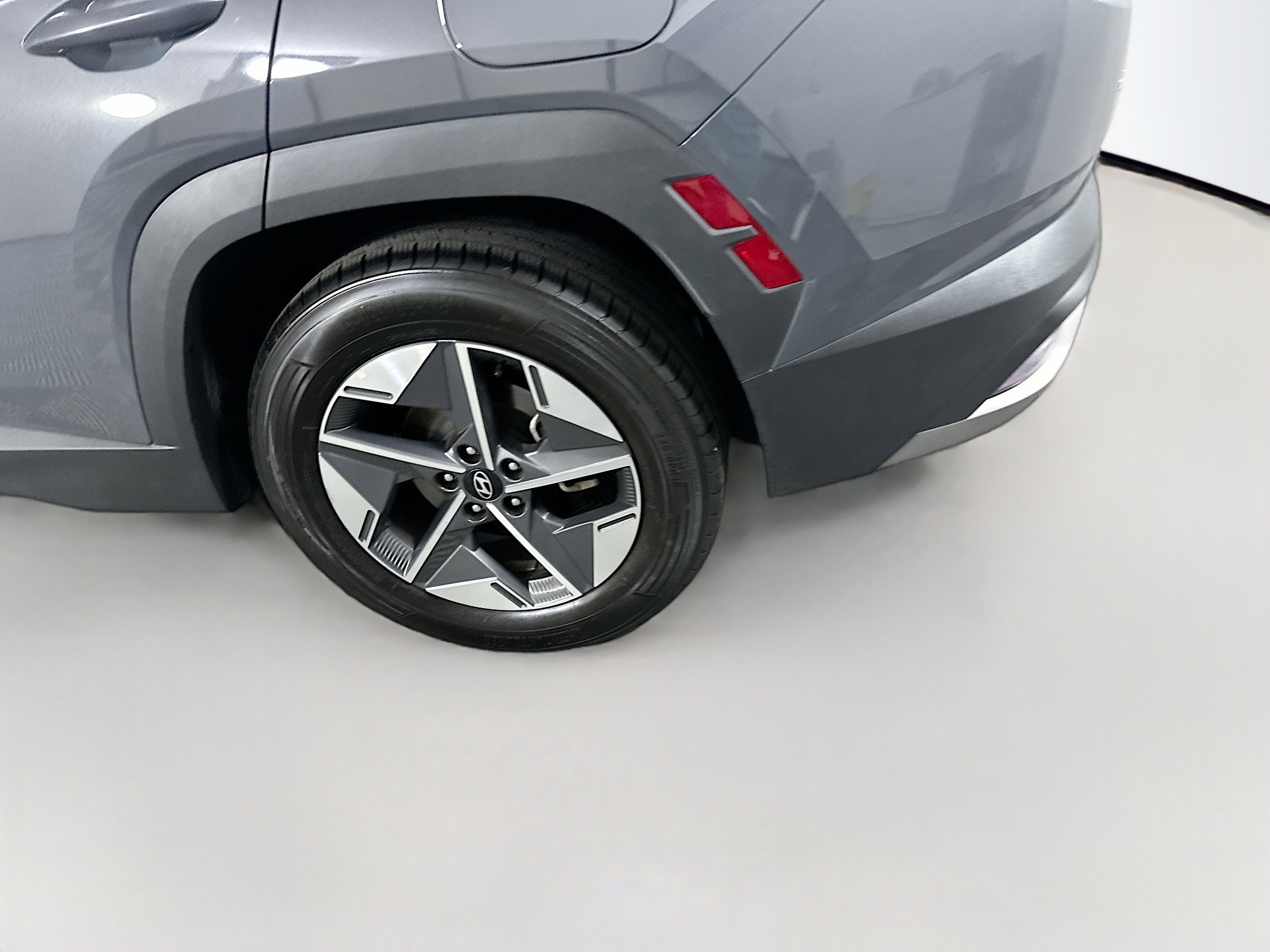 Used 2025 Hyundai Tucson SEL image 11