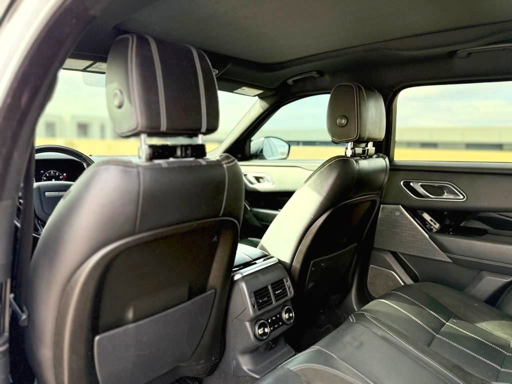 Used 2018 Land Rover Range Rover Velar R-Dynamic SE AWD/4WD image 37