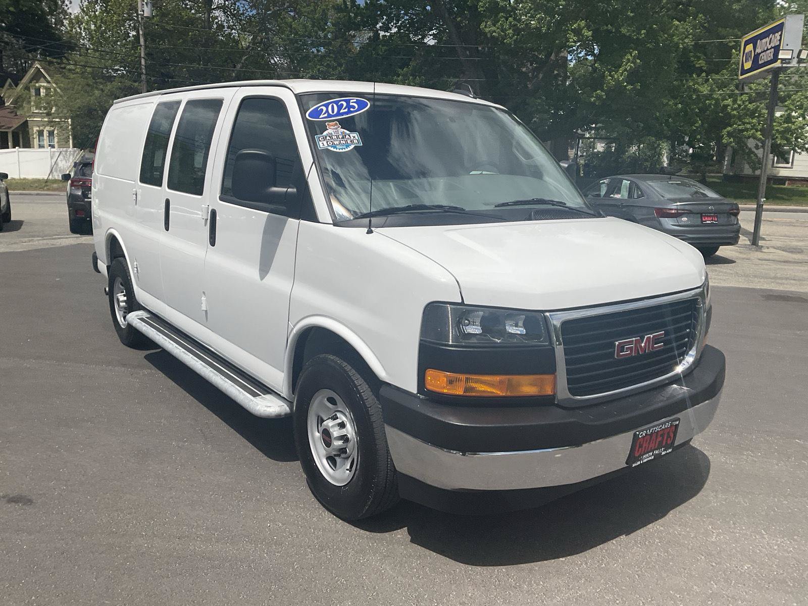 Used 2025 GMC Savana 2500 w/ Driver Convenience Package RWD image 7