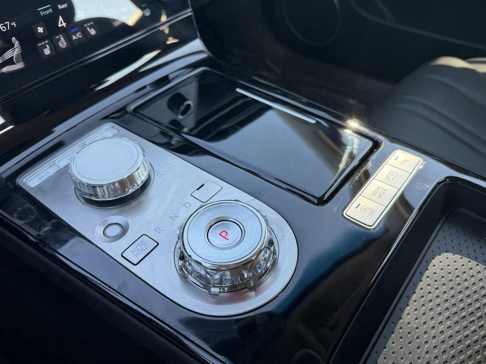 Used 2025 Genesis G80 2.5T image 28