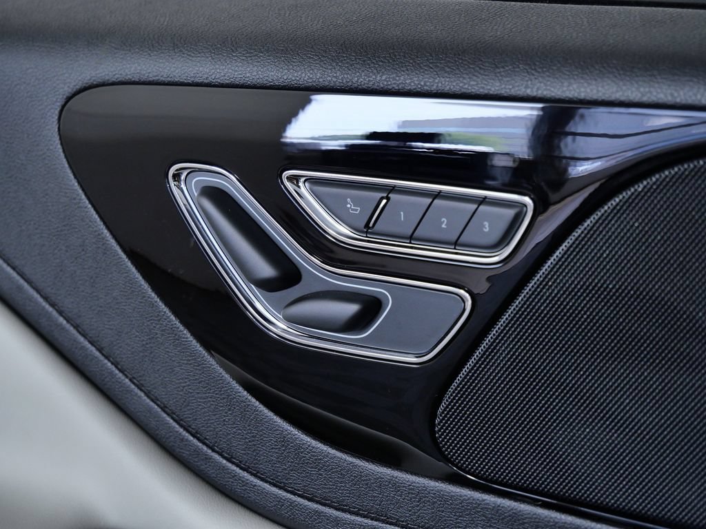 New 2026 Lincoln Aviator AWD image 26