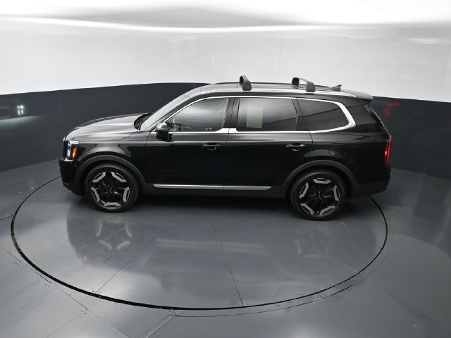 Used 2023 Kia Telluride EX AWD/4WD image 25