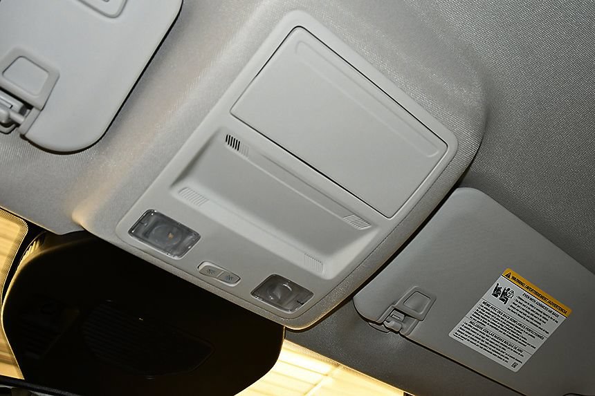 Used 2024 Ford Escape Platinum AWD/4WD image 27