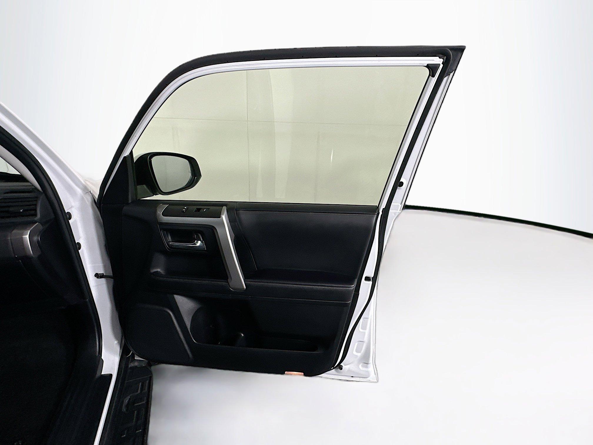 Used 2024 Toyota 4Runner SR5 image 29