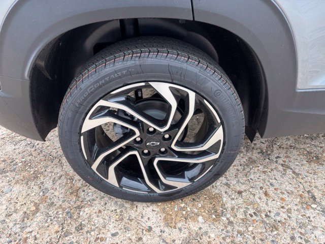 New 2026 Chevrolet TrailBlazer RS w/ Convenience Package FWD image 9