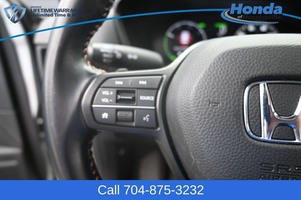 Used 2025 Honda CR-V Sport image 25