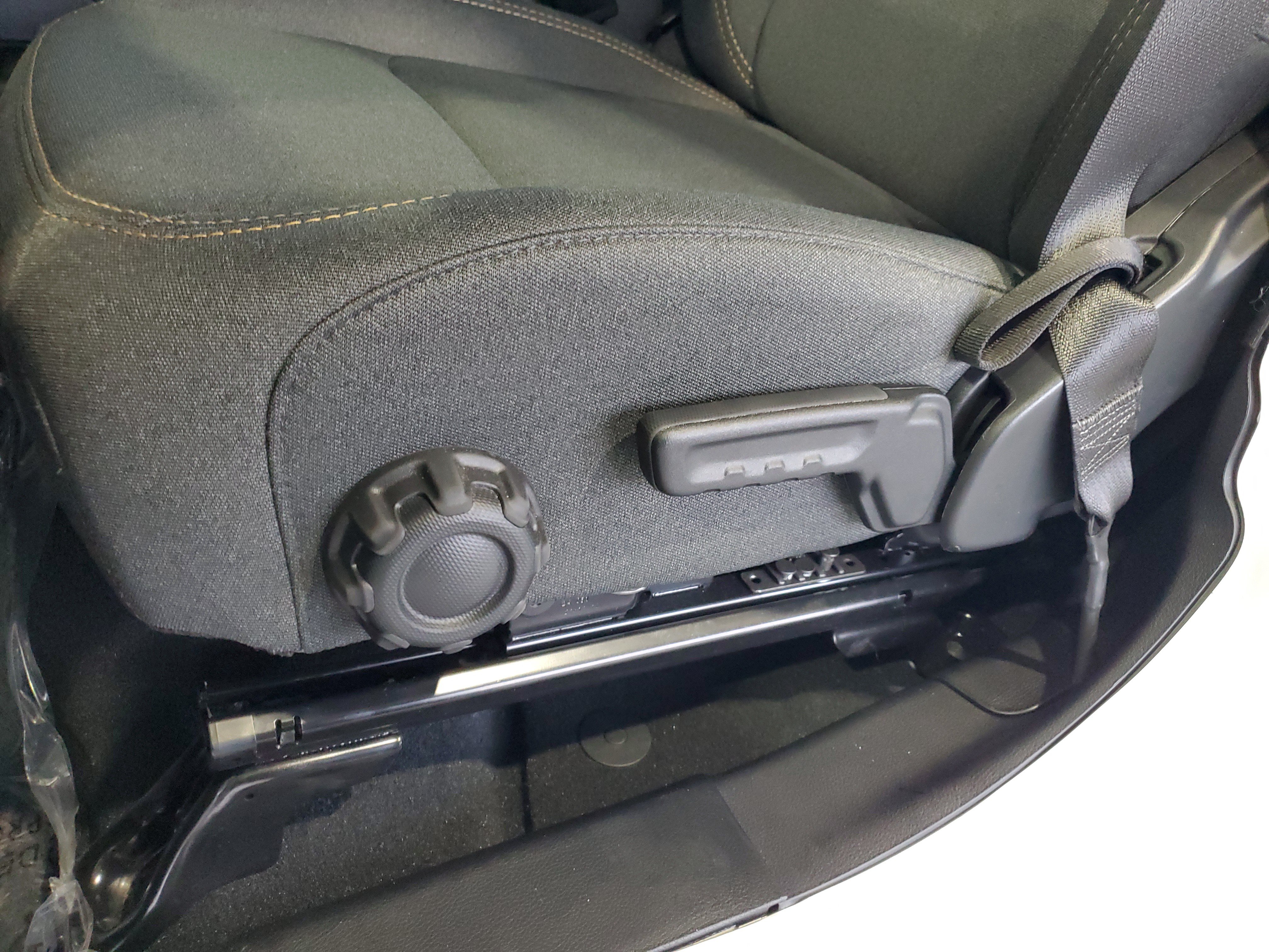 Used 2024 Jeep Wrangler Unlimited Sport AWD/4WD image 19