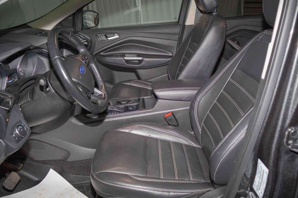 Used 2018 Ford Escape SEL image 12