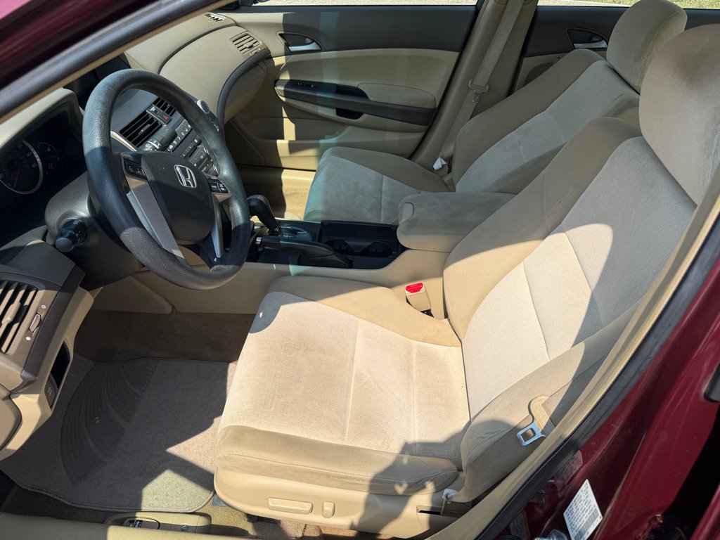 Used 2009 Honda Accord LX-P image 9