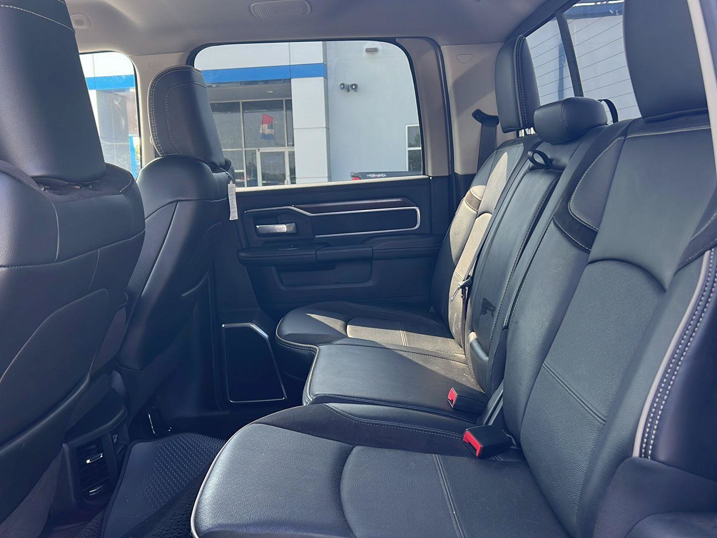 Used 2024 RAM 2500 Laramie AWD/4WD image 15