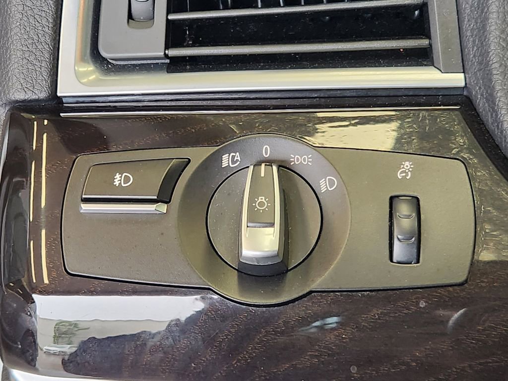 Used 2017 BMW 535i Gran Turismo RWD image 21