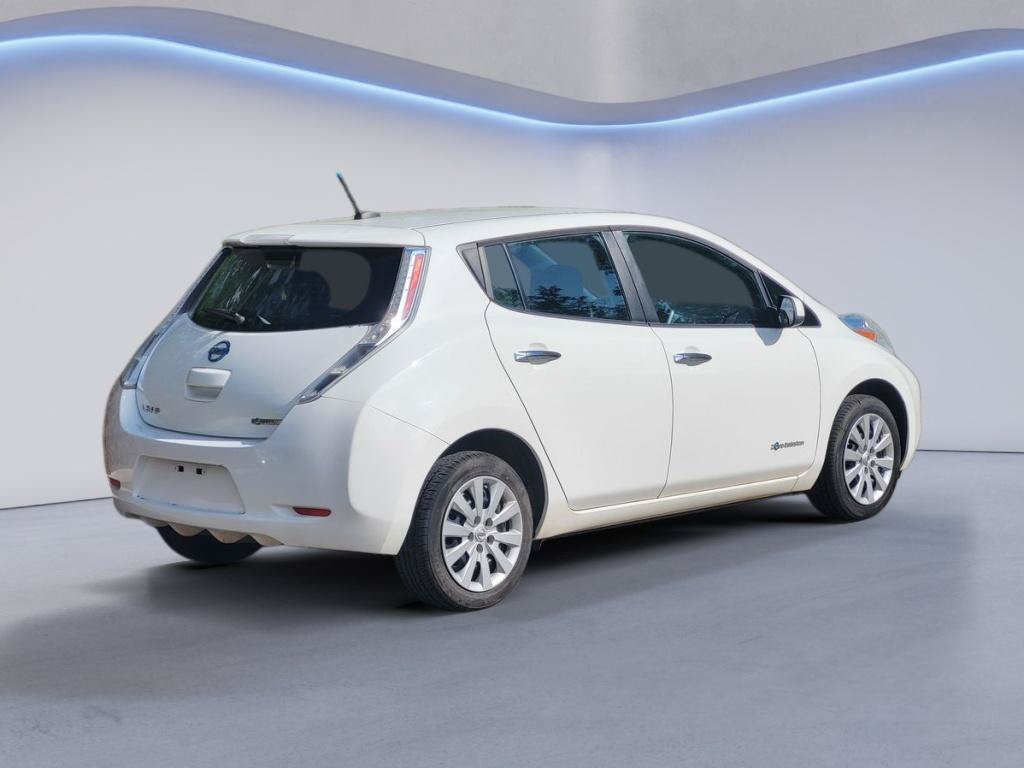 Used 2013 Nissan Leaf S FWD image 5