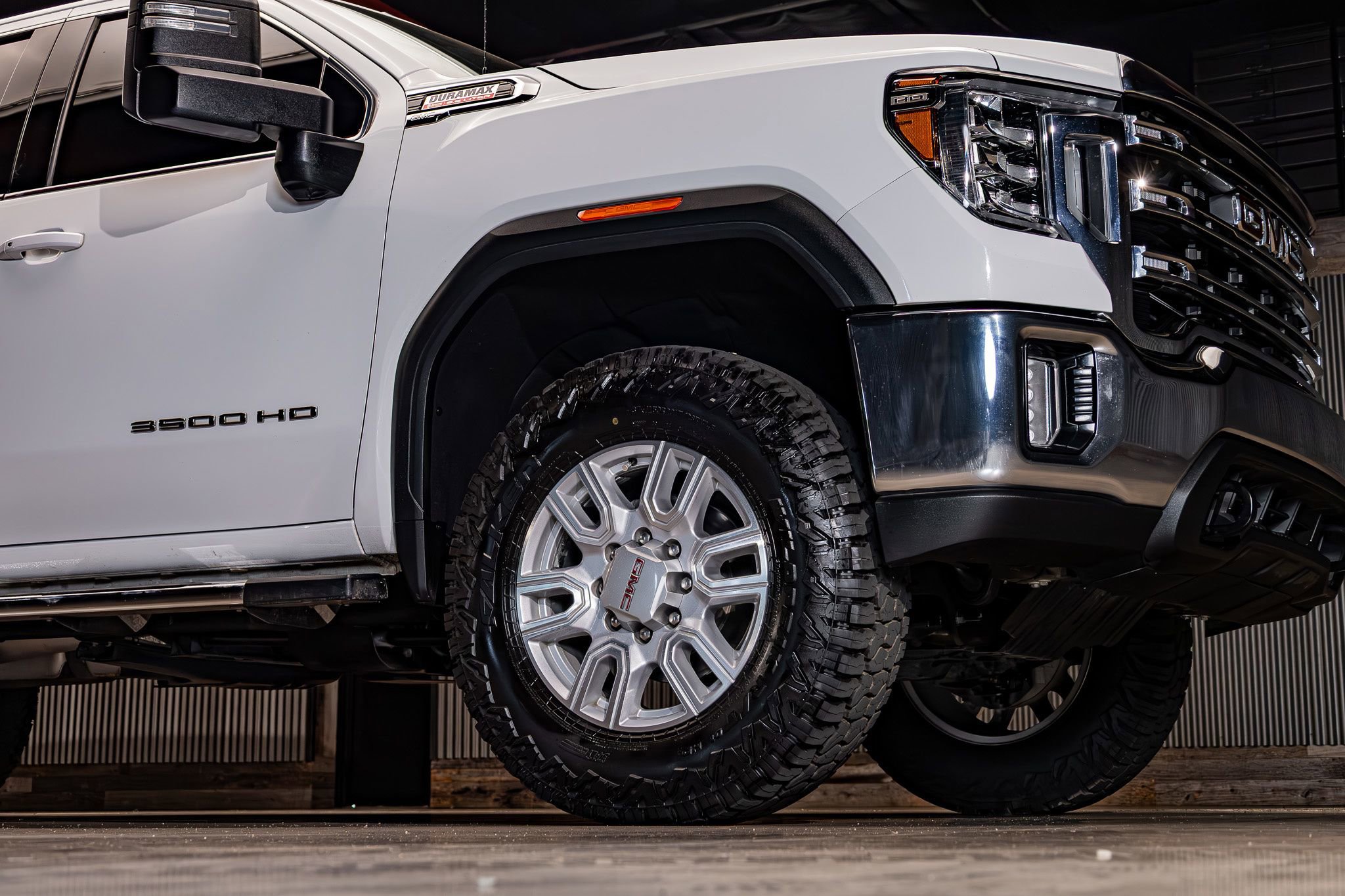 Used 2022 GMC Sierra 3500 SLE w/ SLE Value Package AWD/4WD image 11