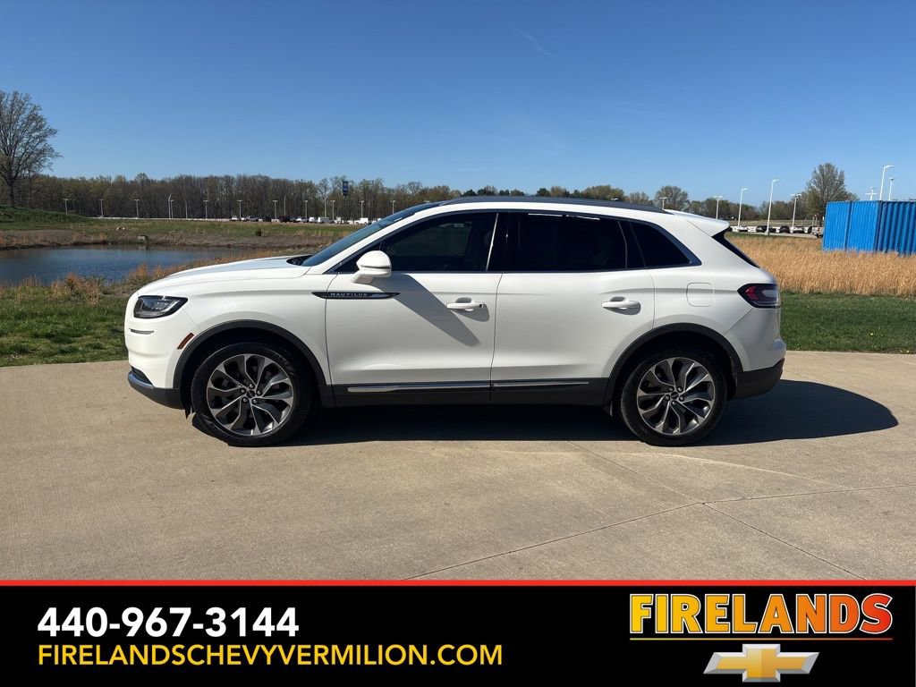 Used 2021 Lincoln Nautilus Reserve w/ Cargo Utility Package image 7