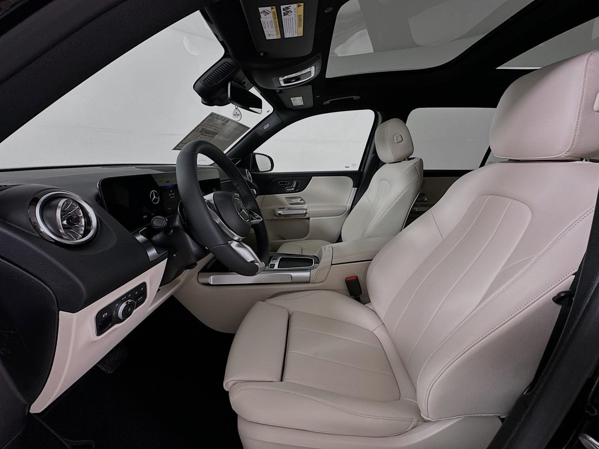 New 2026 Mercedes-Benz GLB 250 image 23