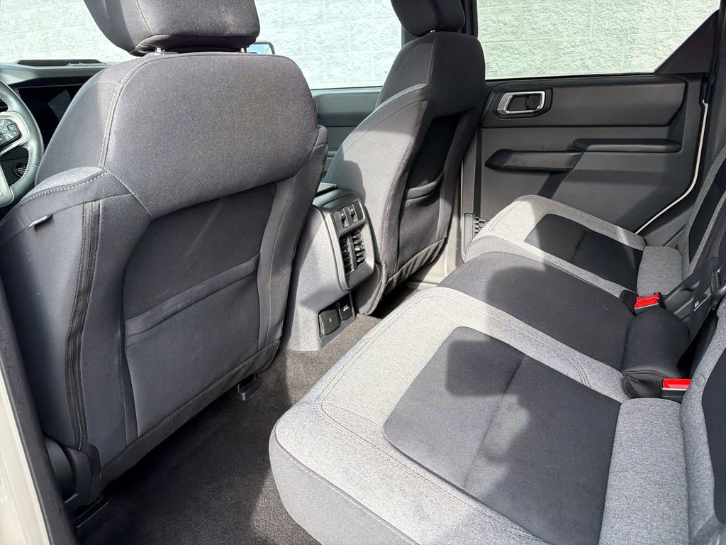 Used 2025 Ford Bronco Big Bend image 37