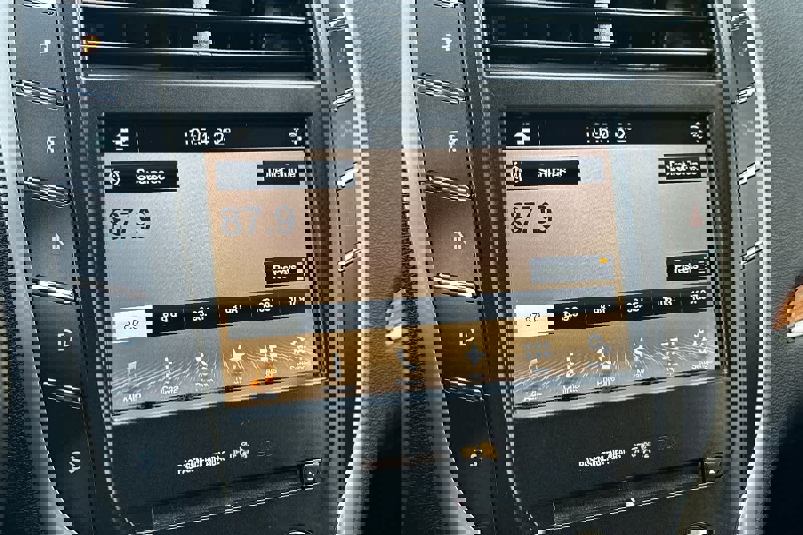 Used 2017 Lincoln MKC Select w/ Select Plus Package image 20