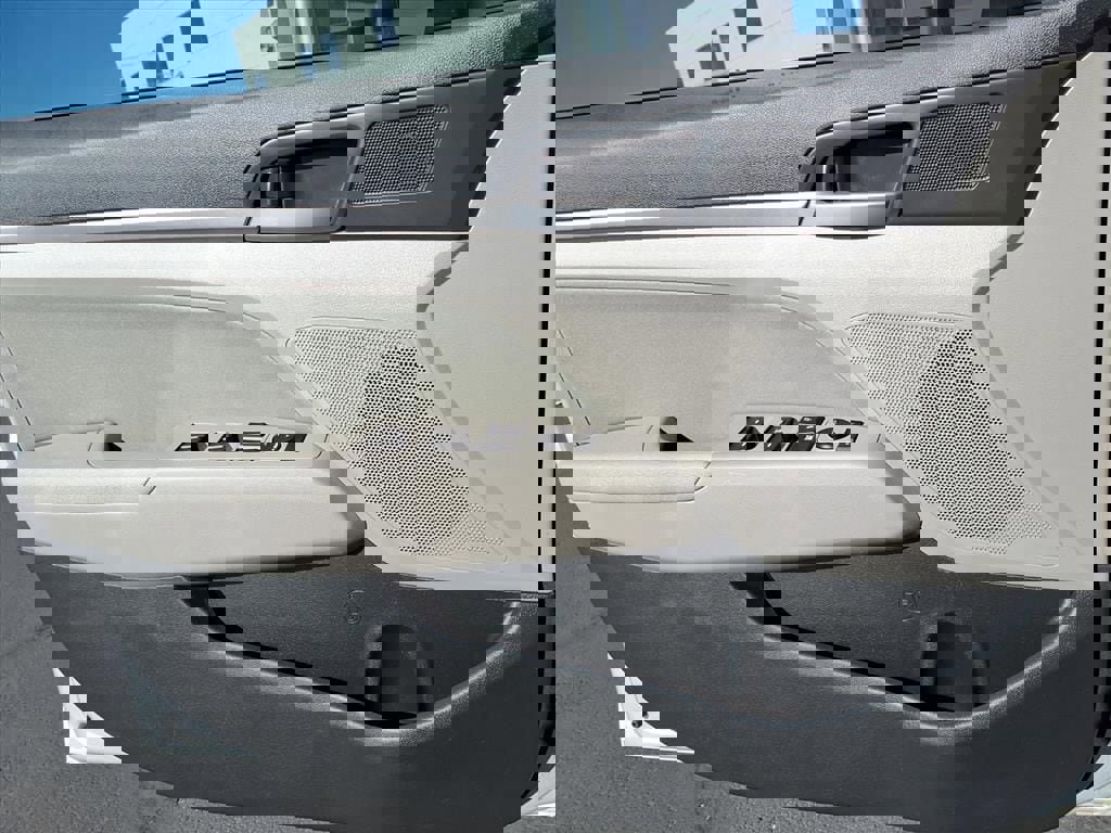 Used 2018 Hyundai Elantra SEL image 28