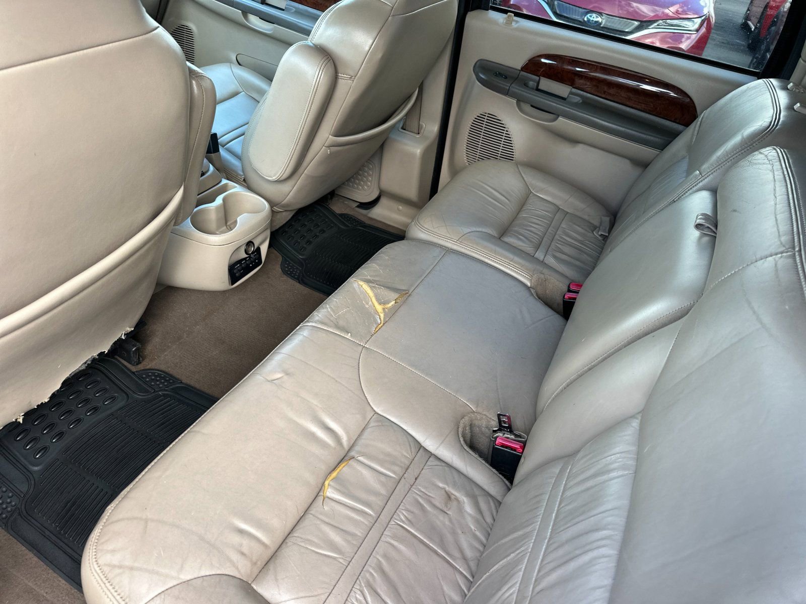 Used 2001 Ford Excursion Limited image 11