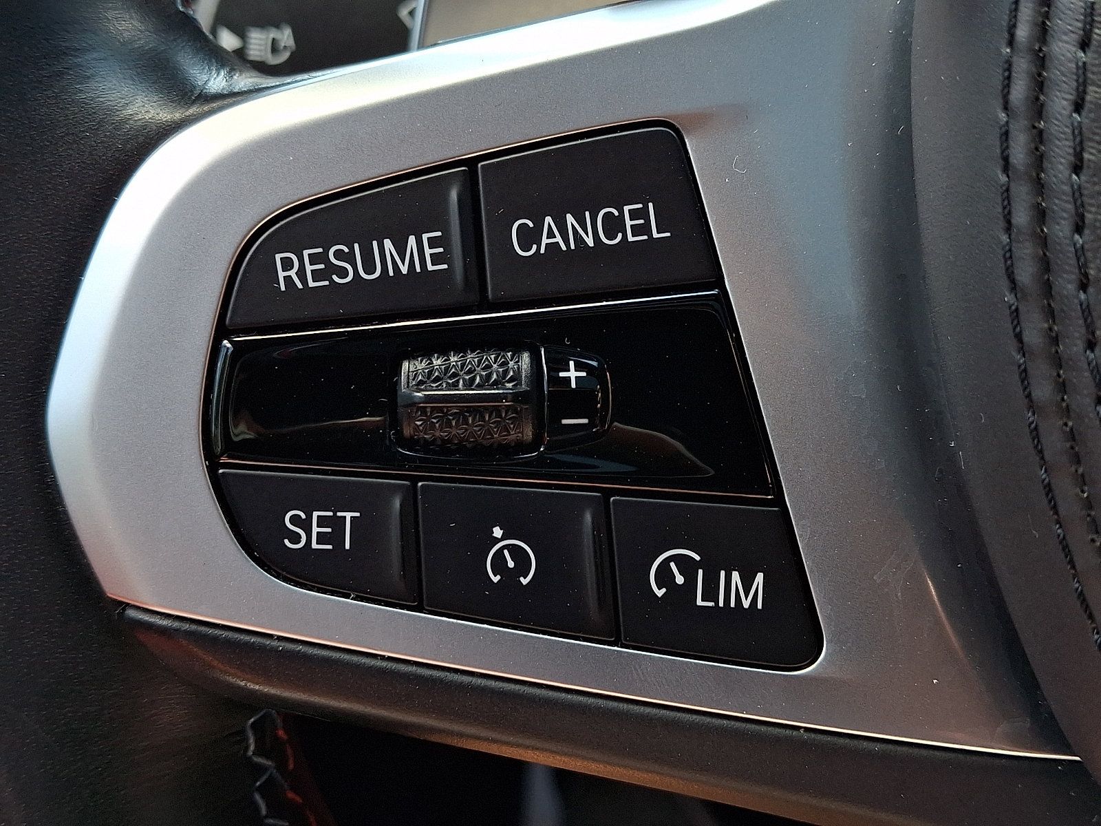 Used 2021 BMW X5 M w/ Executive Package AWD/4WD image 20