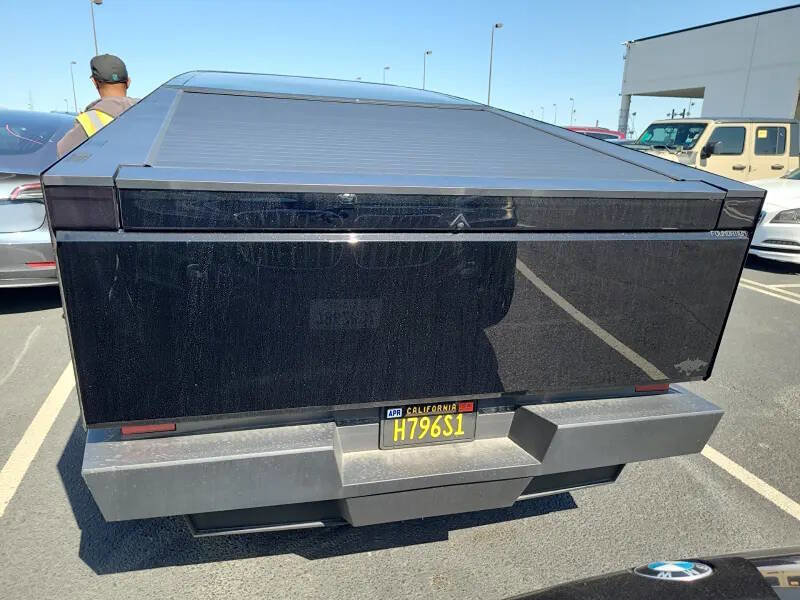 Used 2024 Tesla Cybertruck Cyberbeast AWD/4WD image 11