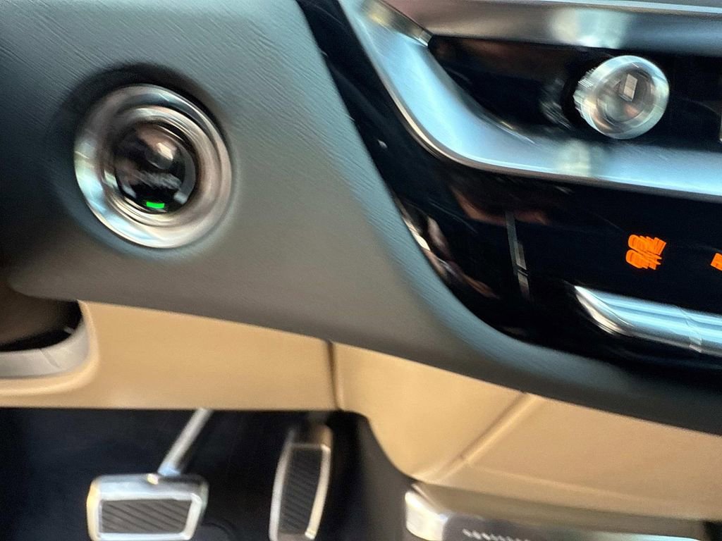 New 2025 Cadillac Lyriq Sport w/ Nappa Leather Package image 29