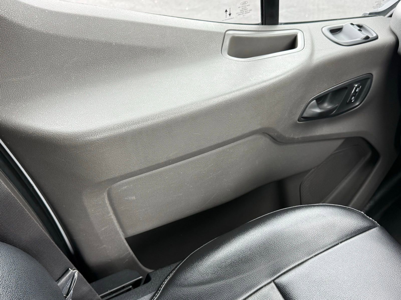 Used 2022 Ford Transit 250 Medium Roof image 27