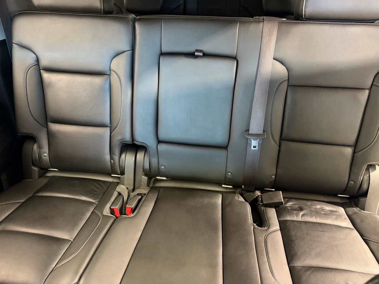 Used 2015 Chevrolet Suburban LT AWD/4WD image 28