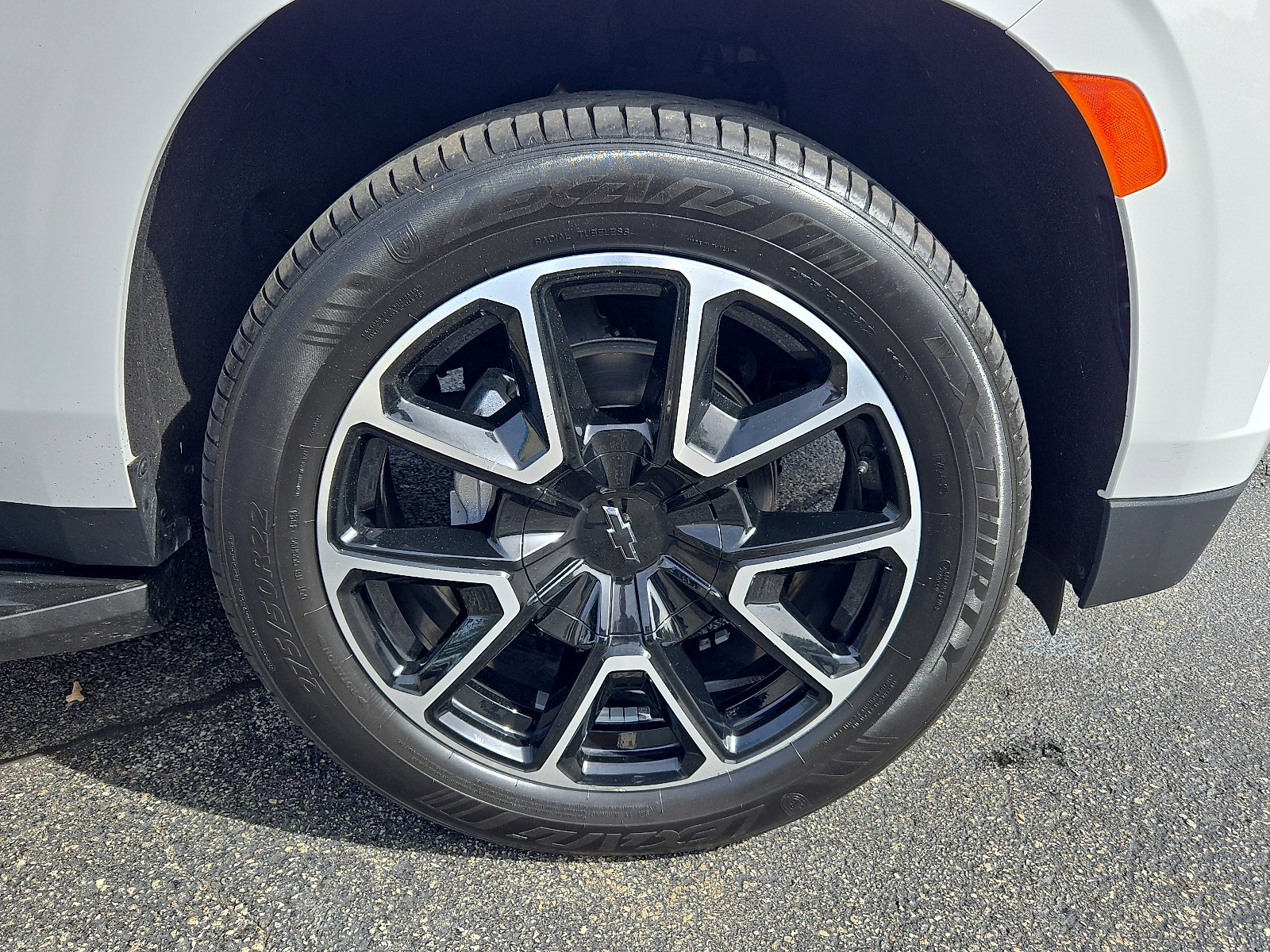 Used 2023 Chevrolet Suburban RST w/ Luxury Package image 8