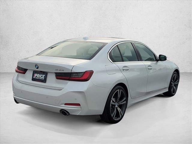 Used 2024 BMW 330i Sedan w/ Convenience Package RWD image 5
