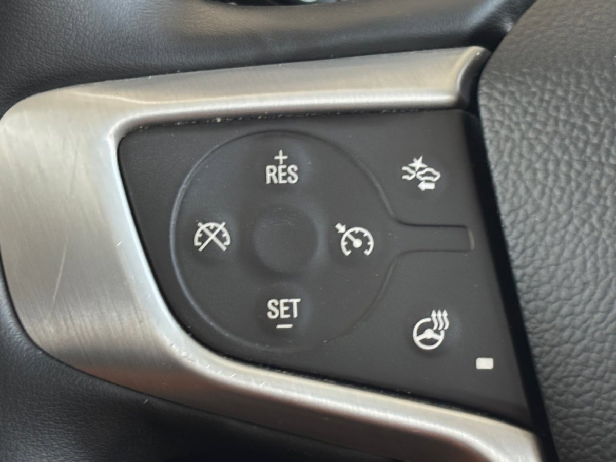 Certified 2024 GMC Terrain SLT image 11