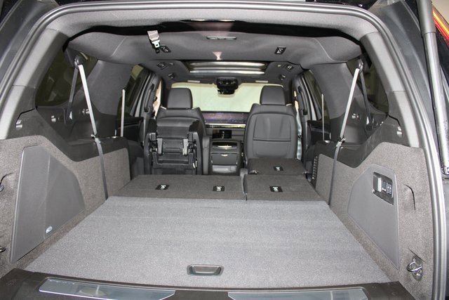 New 2026 Cadillac Escalade ESV Luxury w/ Touring Package image 36