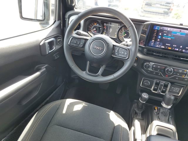 Used 2024 Jeep Wrangler Sport S image 8