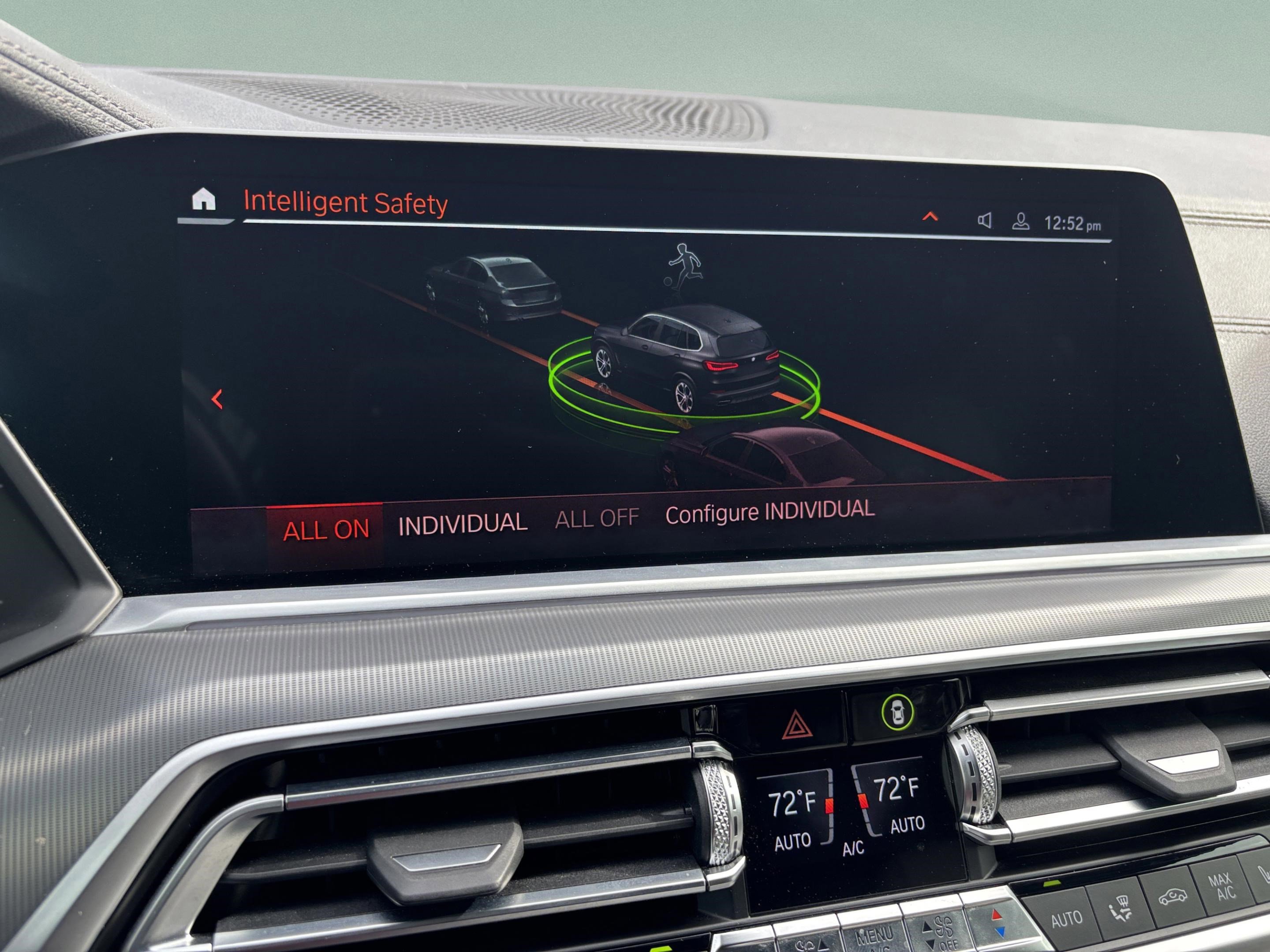 Used 2021 BMW X5 xDrive40i w/ Convenience Package image 16