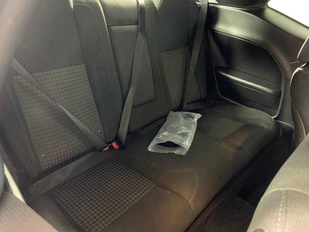 Used 2019 Dodge Challenger SXT image 11