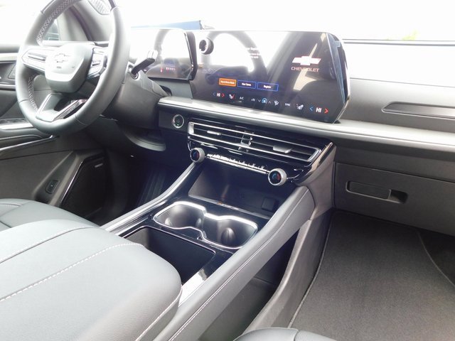 New 2026 Chevrolet Traverse LT w/ Enhanced Driving Package image 18