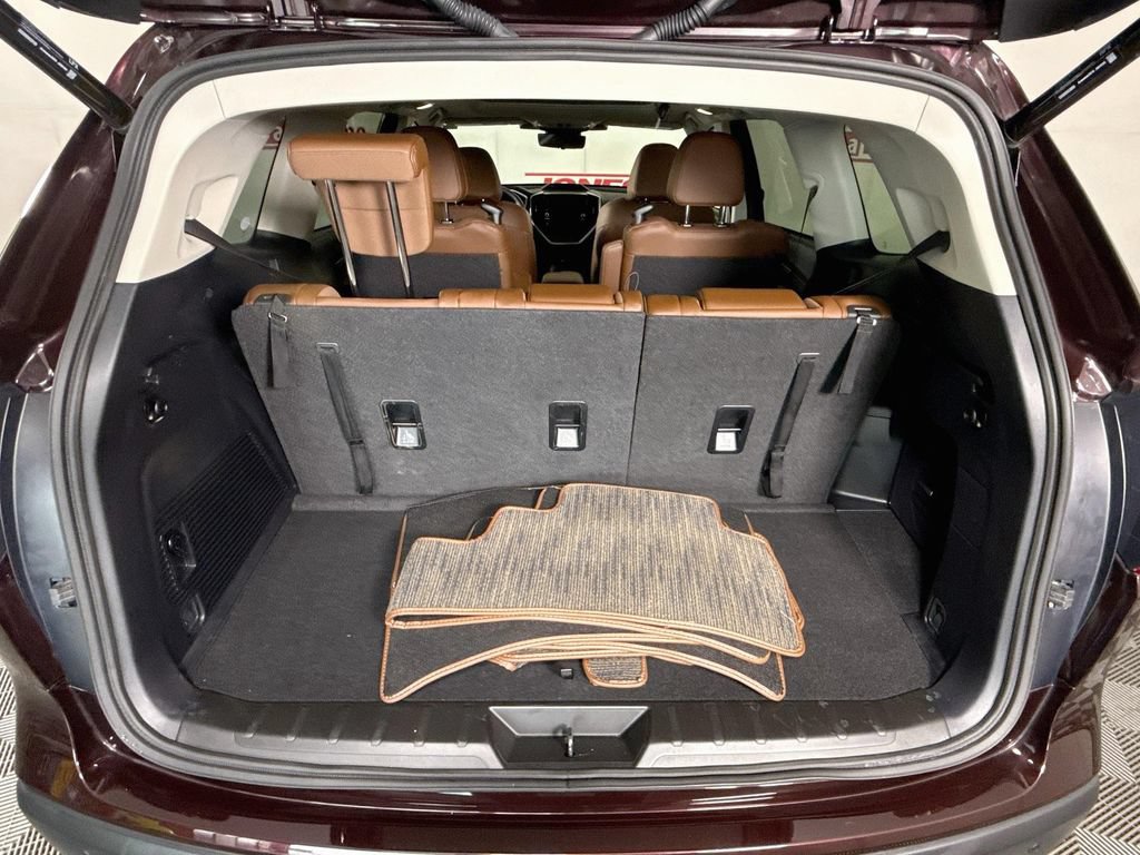 Used 2025 Subaru Ascent Touring AWD/4WD image 32