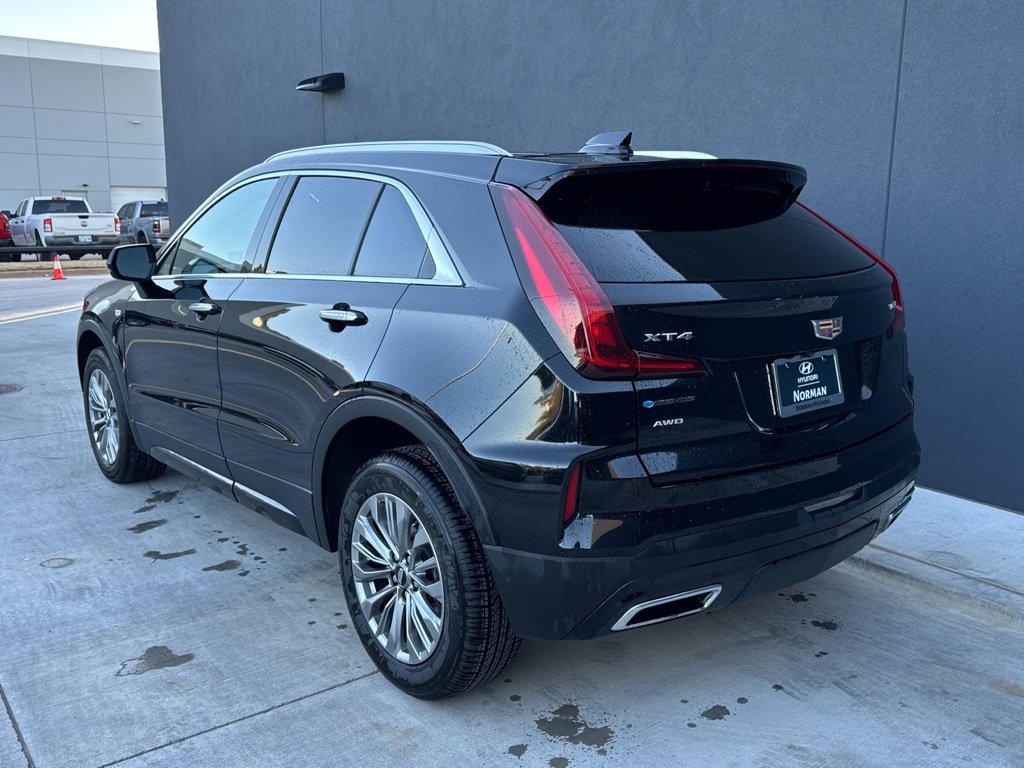 Used 2024 Cadillac XT4 Premium Luxury image 22