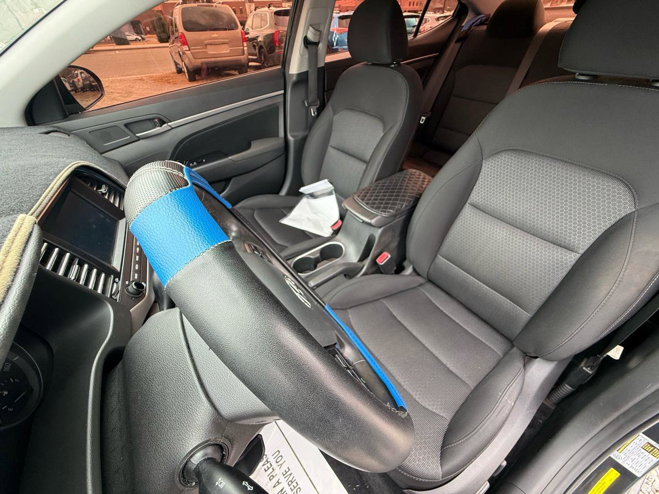 Used 2017 Hyundai Elantra Value Edition w/ Cargo Package image 17