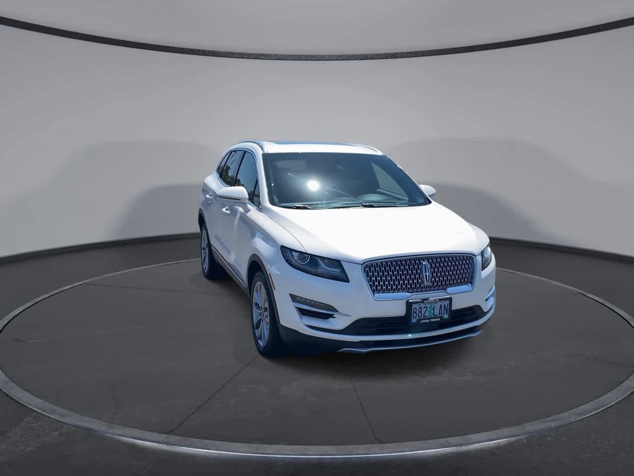Used 2019 Lincoln MKC Select w/ Select Plus Package AWD/4WD image 4