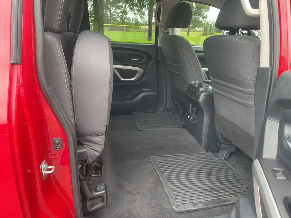 Used 2021 Nissan Titan SV w/ SV Convenience Package AWD/4WD image 14