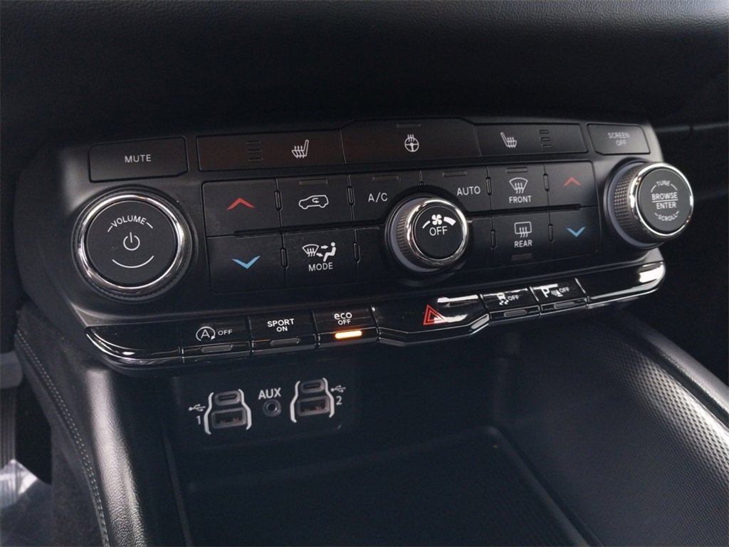 Used 2022 Dodge Durango GT image 18