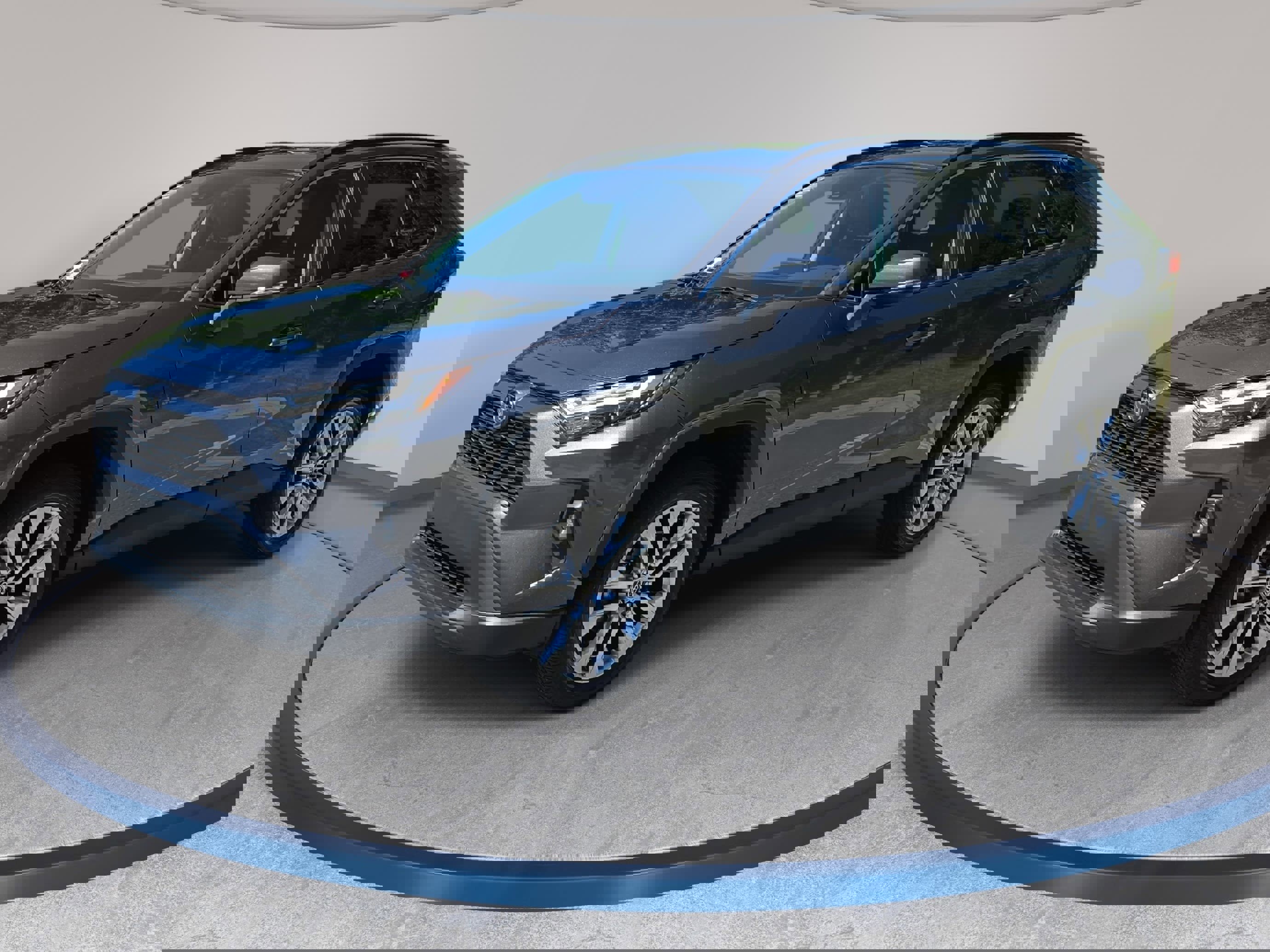 Used 2023 Toyota RAV4 XLE Premium FWD image 1