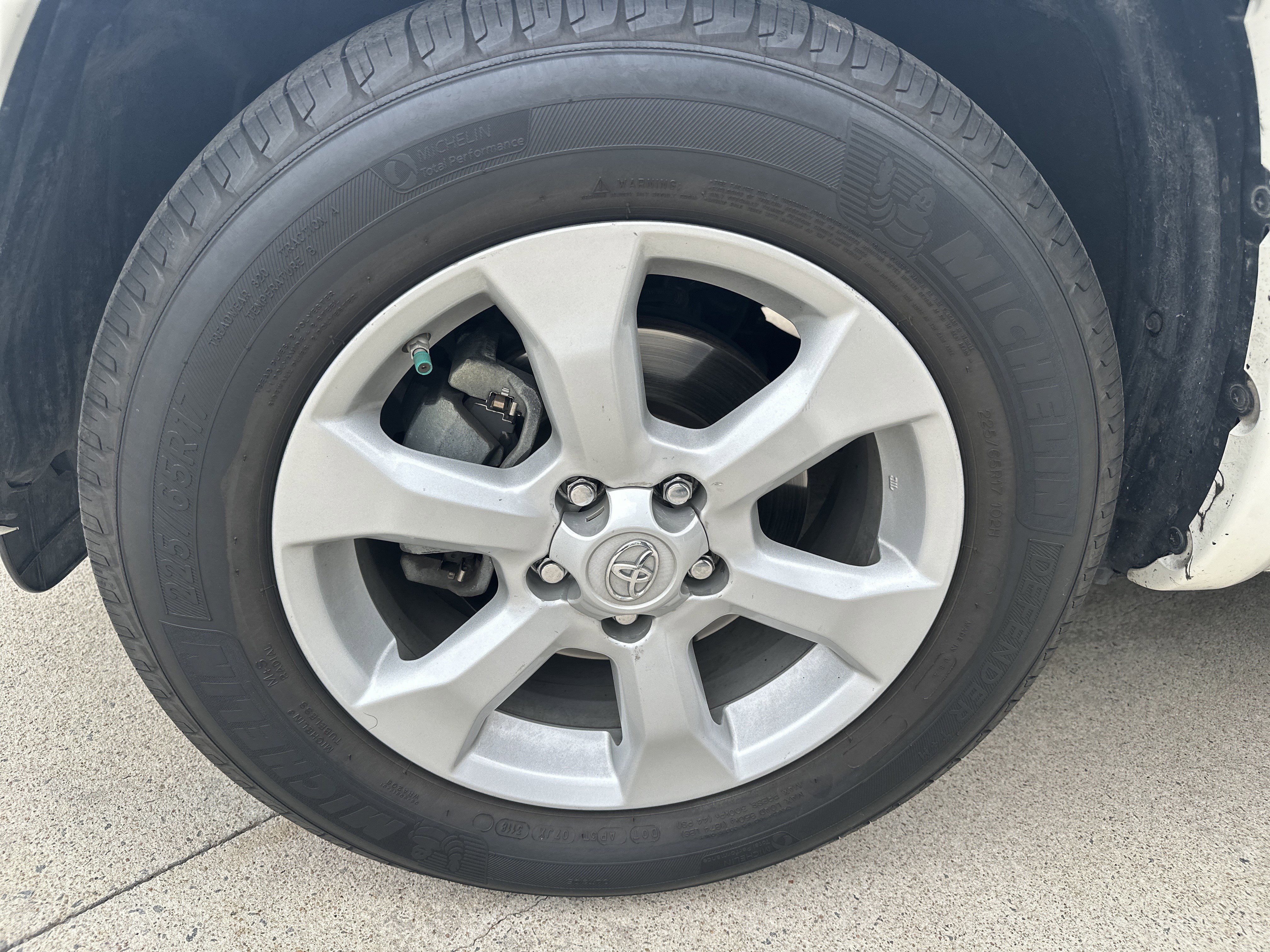 Used 2012 Toyota RAV4 Limited w/ Premium Plus Value Pkg AWD/4WD image 33