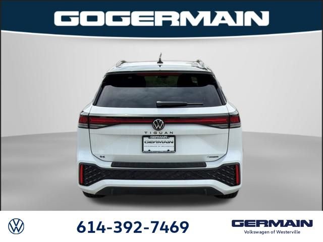 New 2026 Volkswagen Tiguan SE R-Line FWD image 23