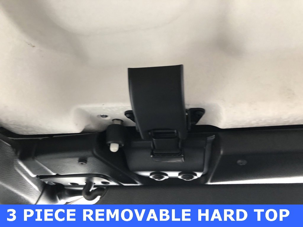 Used 2024 Jeep Wrangler Sport S image 30