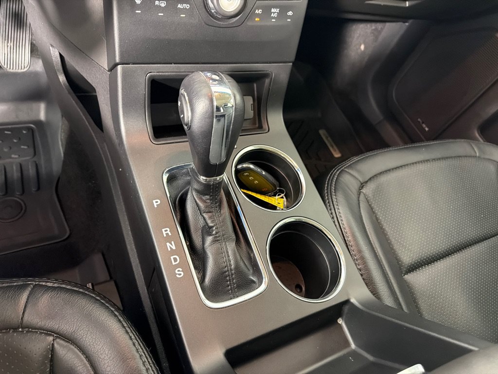 Used 2019 Ford Flex SEL FWD image 17