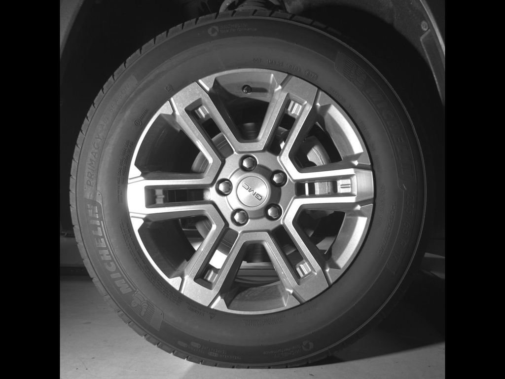 Used 2025 GMC Terrain Elevation FWD image 13